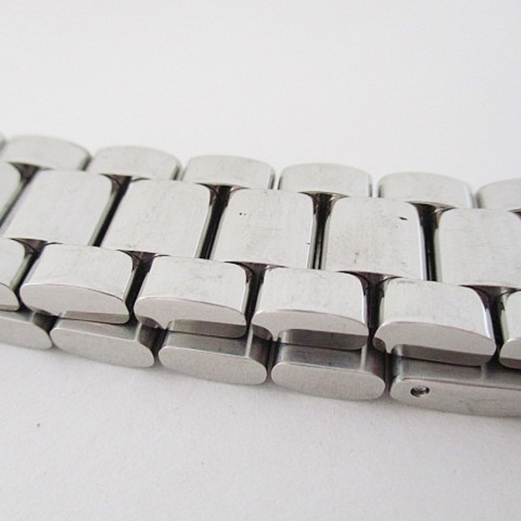 MICHAEL KORS Bracelet - Picture 6 of 7